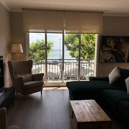 Primera Linea De Mar Y Playa Appartement Roses